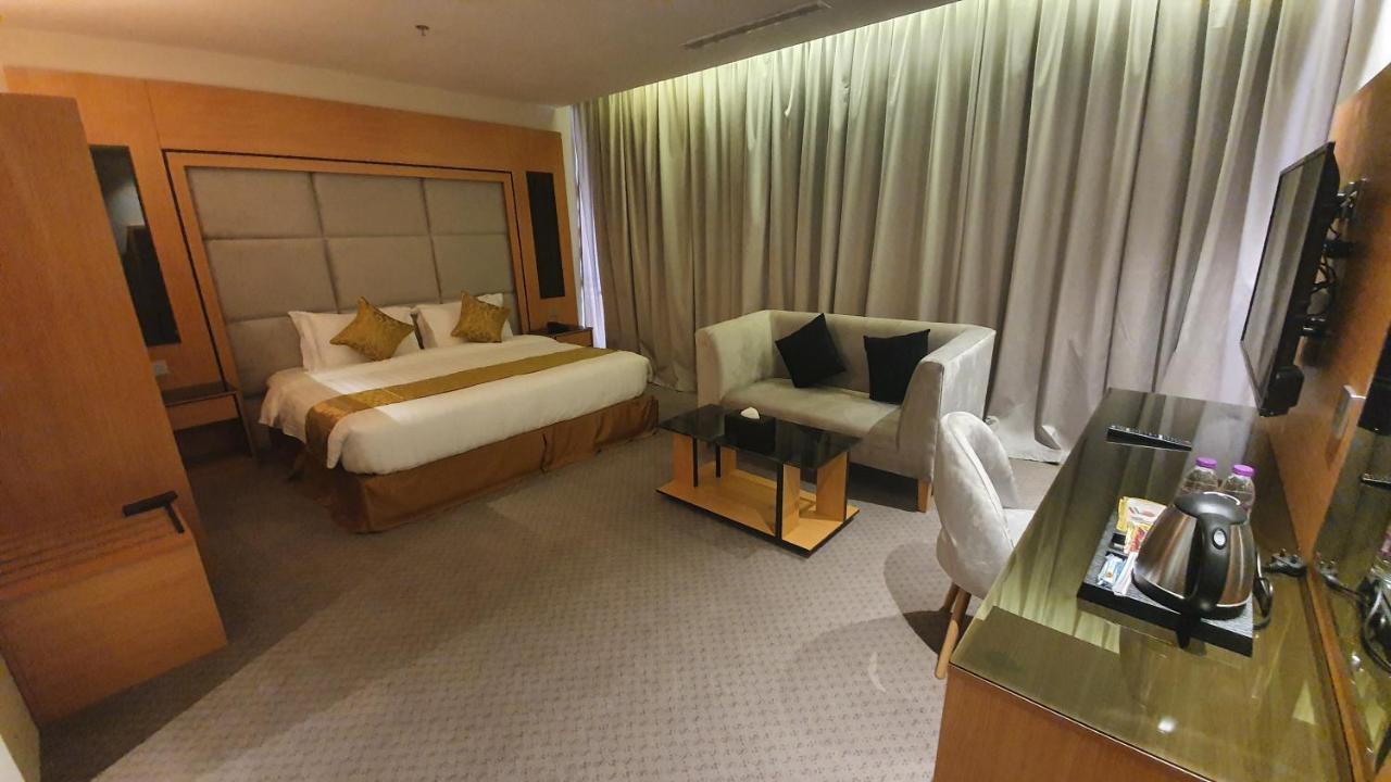 AlRayyan Tower Hotel Jeddah Bagian luar foto